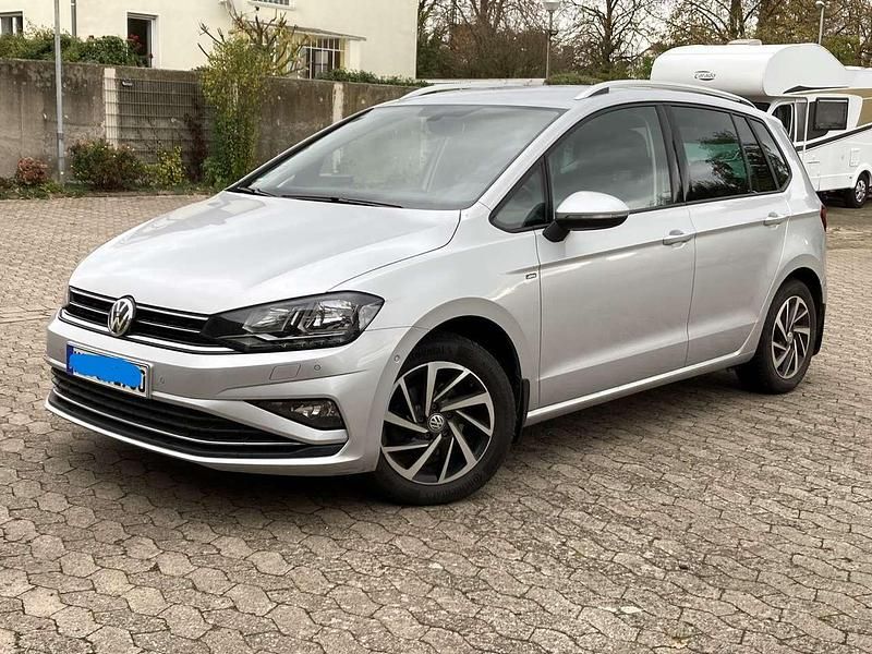Gebraucht VW Golf Join 116 PS (85 kW) 2018 Silber SUV