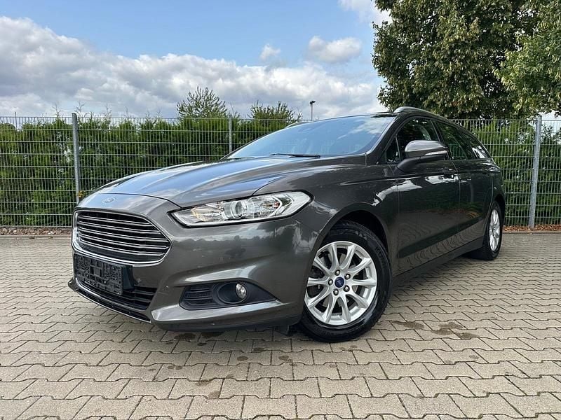 Grau Gebraucht 2016 Ford Mondeo Trend Kombi | 12.390 € (Guter Preis) - Bild 1/4