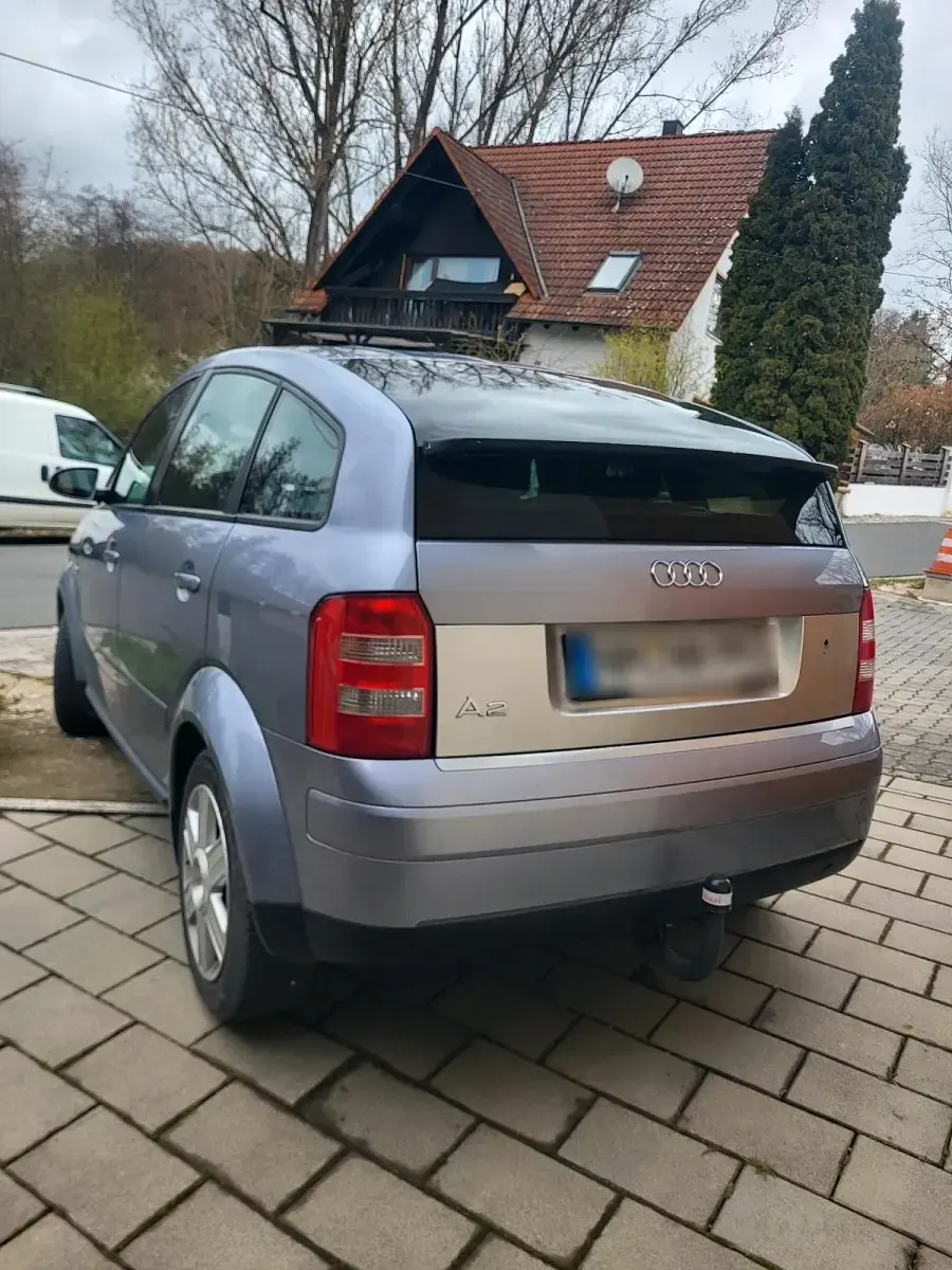 Second-hand Audi A2 90 CP (66 kW) 2005 Argintiu Hatchback