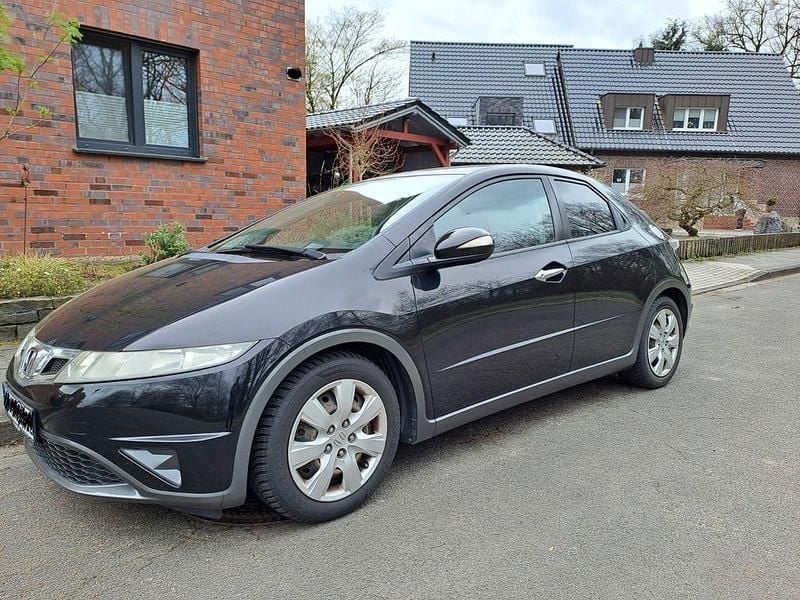 Gebraucht Honda Civic 99 PS (72 kW) 2011 Schwarz Limousine