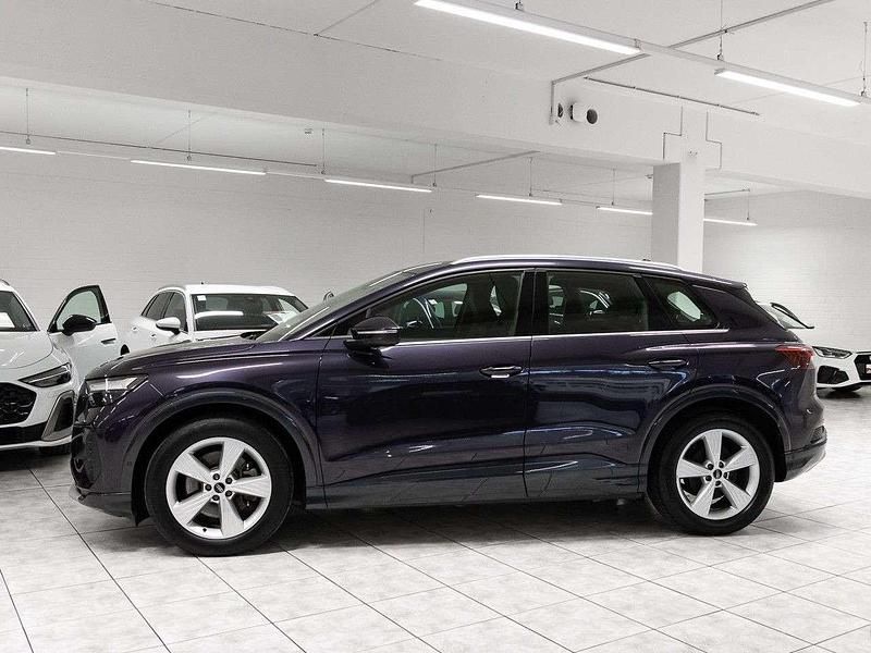 Gebraucht Audi Q4 e-tron Ambiente 219 kW (299 PS) 2022 Auroraviolett metallic SUV