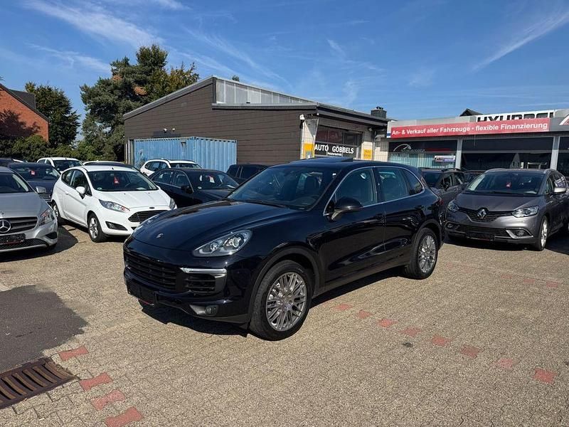 Tiefschwarz Gebraucht 2015 Porsche Cayenne SUV | 24.950 € (Guter Preis) - Bild 1/4