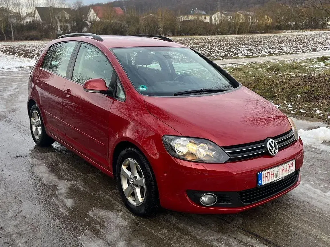 Używany VW Golf Plus Cross 140 KM (102 kW) 2009 Czerwony Minivan