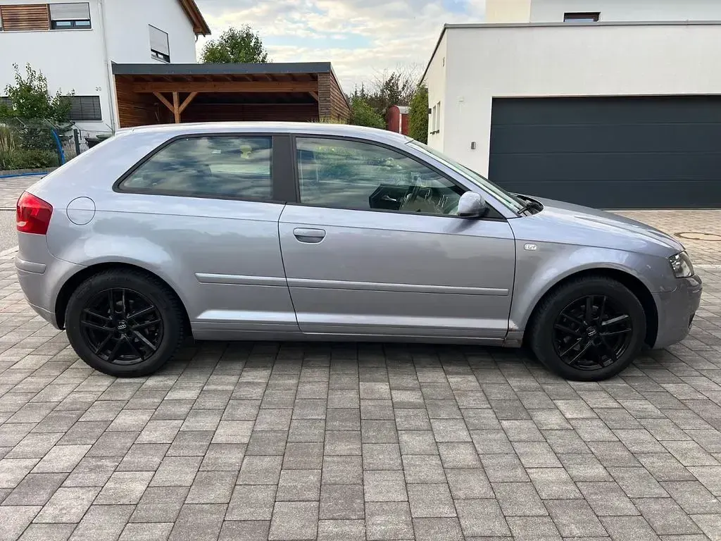 Gebraucht Audi A3 Ambition 116 PS (85 kW) 2005 Silber Kleinwagen