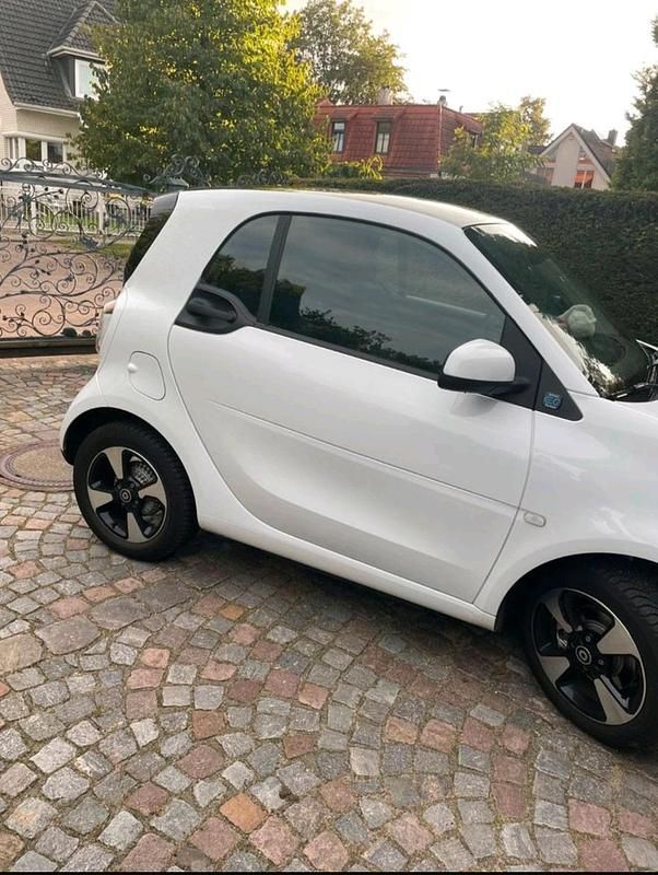 Gebraucht Smart ForTwo Electric Drive Exclusive 58 kW (80 PS) 2021 Weiß Coupé