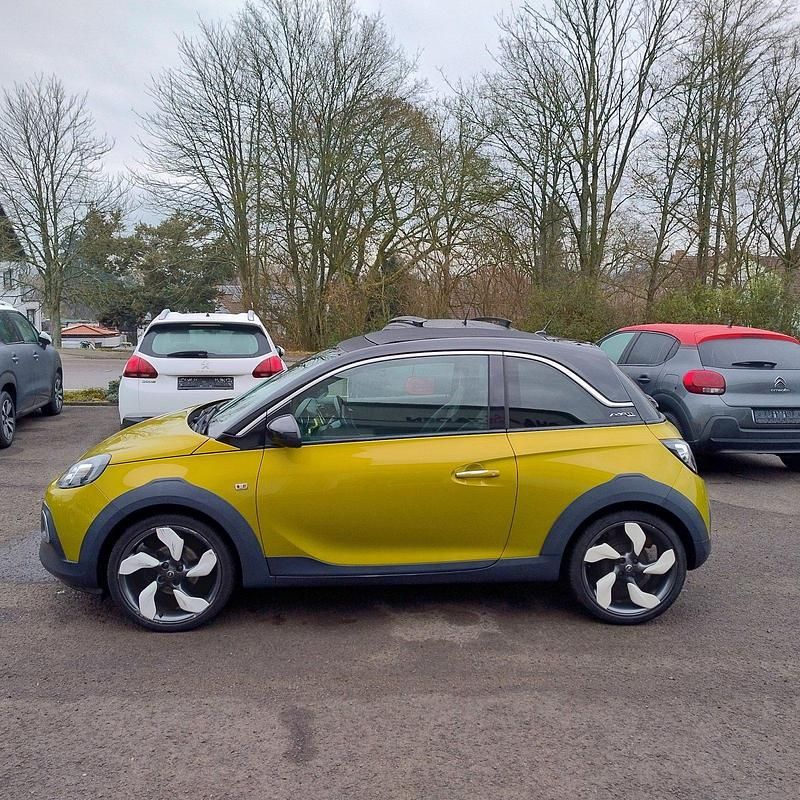 Gebraucht Opel Adam Rocks Rocks 101 PS (74 kW) 2014 Diamond yellow (m2) Kleinwagen