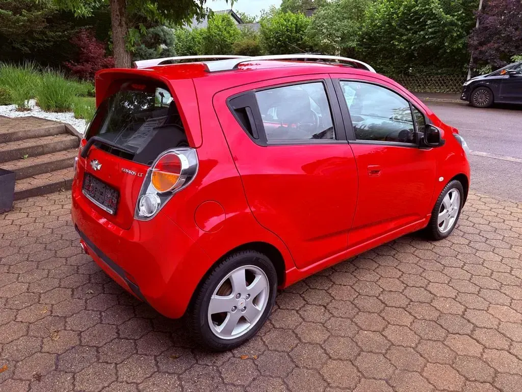 Gebraucht Chevrolet Spark LT 82 PS (60 kW) 2012 Rot Kleinwagen