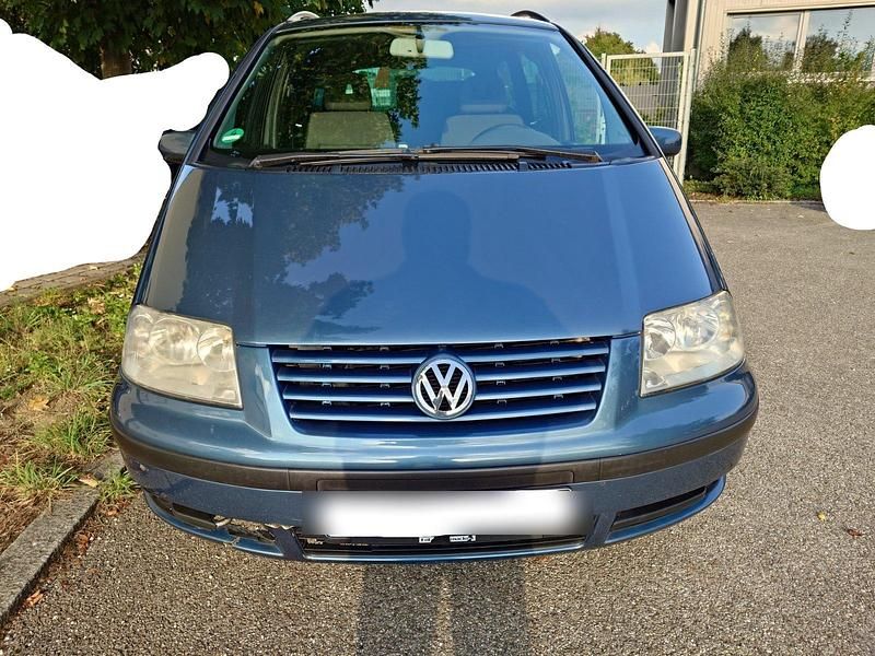 Grün Gebraucht 2001 VW Sharan Van / Kleinbus | 2.450 € (Fairer Preis) - Bild 1/4