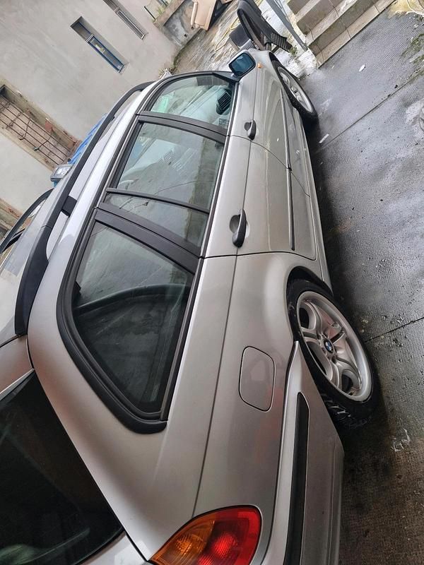 Gebraucht BMW 320 150 PS (110 kW) 2005 Grau Kombi