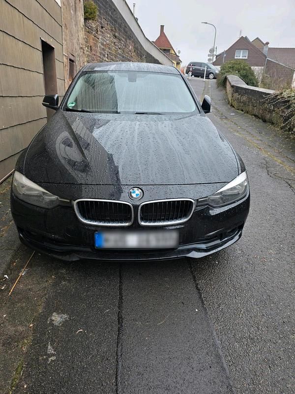 Gebraucht BMW 318 M Sport 150 PS (110 kW) 2016 Schwarz Kombi