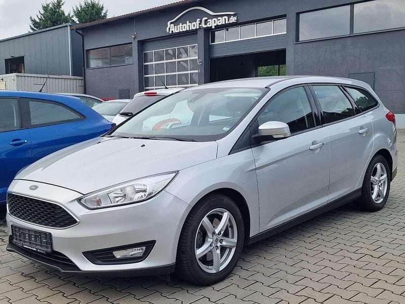 Gebraucht Ford Focus Business Edition 150 PS (110 kW) 2015 Silber Kombi