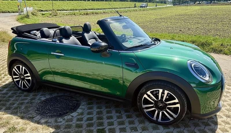 Grün Gebraucht 2023 Mini Cooper Cabriolet Cabrio | 28.555 € (Fairer Preis) - Bild 1/4