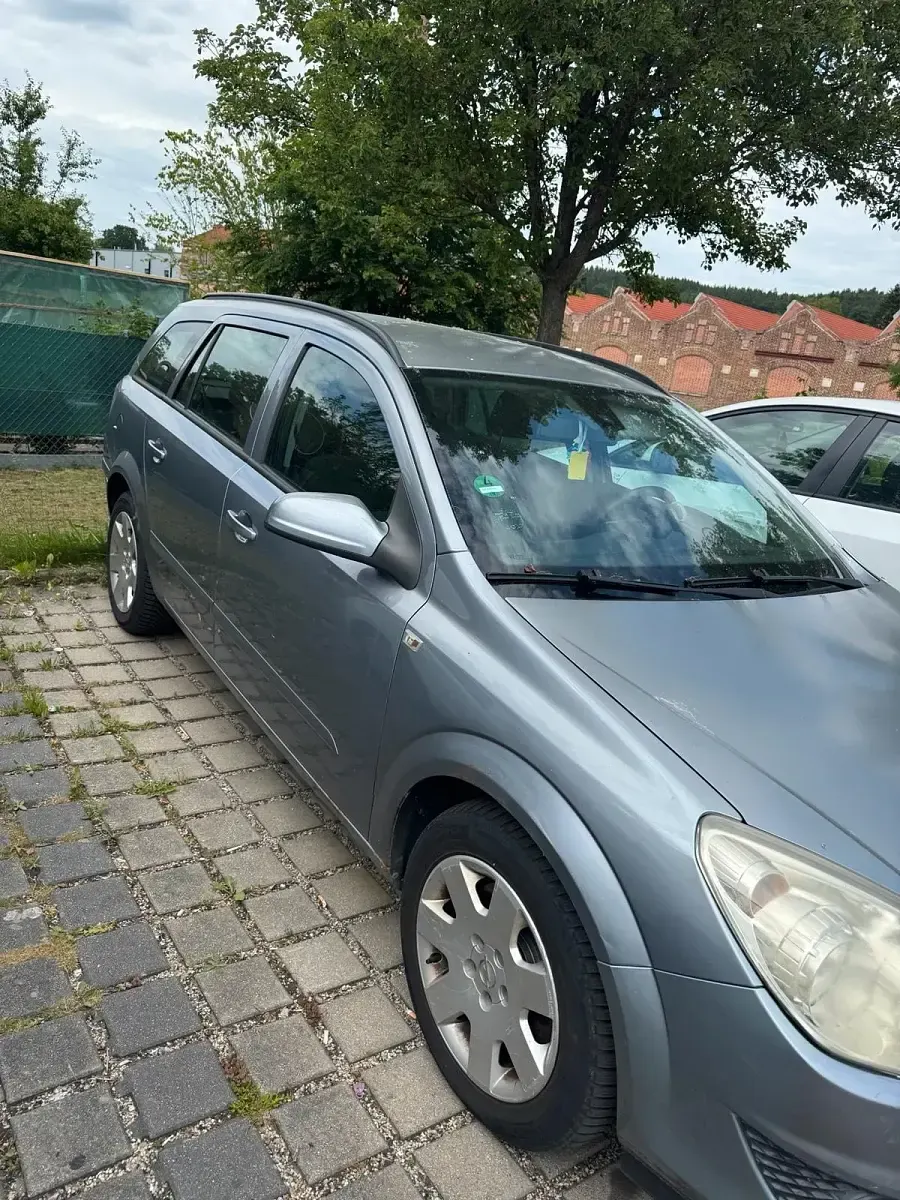 Gebraucht Opel Astra 120 PS (88 kW) 2007 Grau Kombi