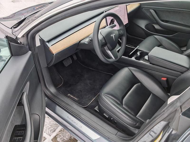 Gebraucht Tesla Model 3 Standard Range 239 kW (325 PS) 2021 Grau Limousine