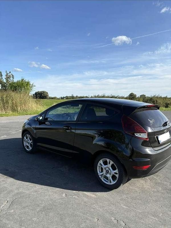 Gebraucht Ford Fiesta SYNC Edition 82 PS (60 kW) 2014 Kleinwagen