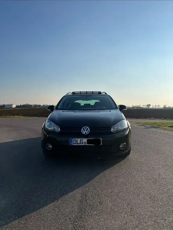 Używany VW Golf VII Match 122 KM (89 kW) 2012 Czarny Kombi