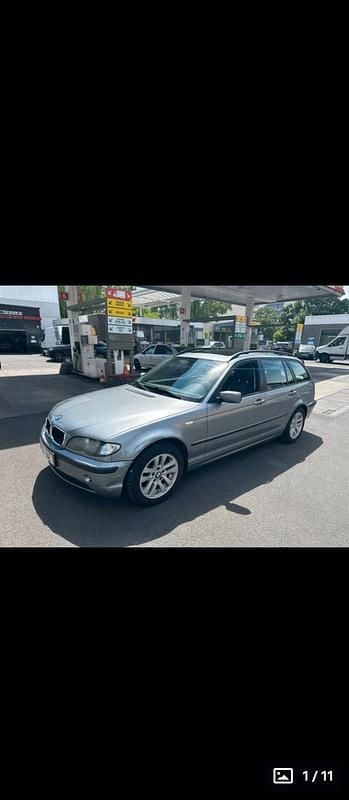 Blau Gebraucht 2005 BMW 318 Exclusive Kombi | 950 € (Superpreis) - Bild 1/4