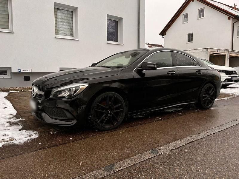 Gebraucht Mercedes CLA200 AMG line 156 PS (114 kW) 2016 Schwarz Limousine