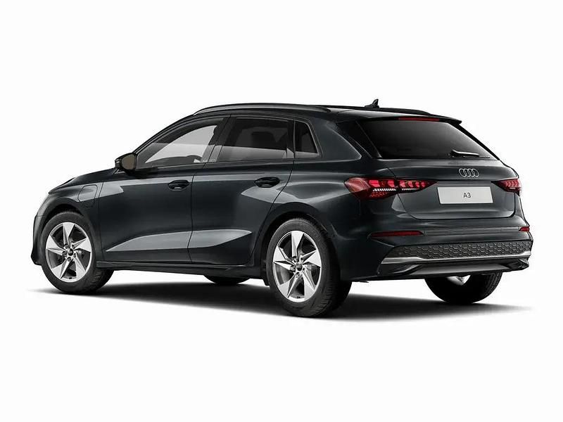 Usata Audi A3 Ambiente 204 CV (150 kW) 2025 Grigio Berlina