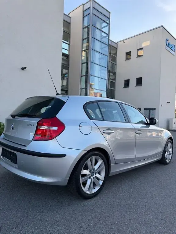 Gebraucht BMW 116 Lifestyle 122 PS (89 kW) 2010 Silber Kleinwagen