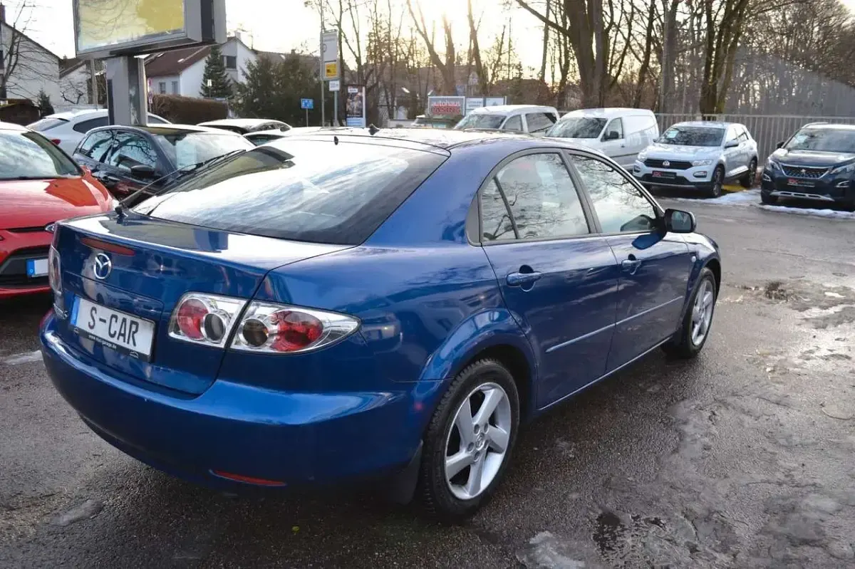 Używany Mazda 6 120 KM (88 kW) 2005 Niebieski Sedan/Limuzyna