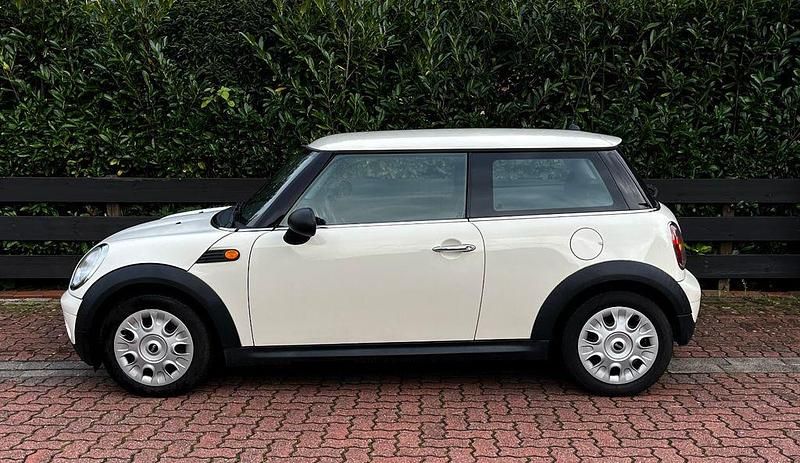 Gebraucht Mini ONE 95 PS (69 kW) 2009 Beige Kleinwagen