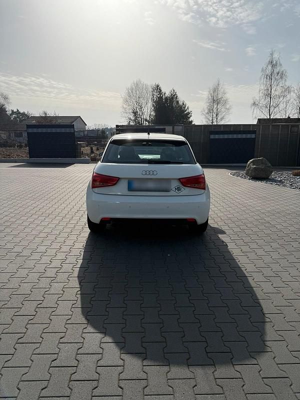 Gebraucht Audi A1 122 PS (89 kW) 2012 Weiß Kleinwagen