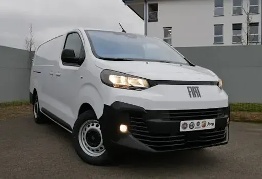 Neu Fiat Scudo Comfort 145 PS (106 kW) 2025 Weiß Van