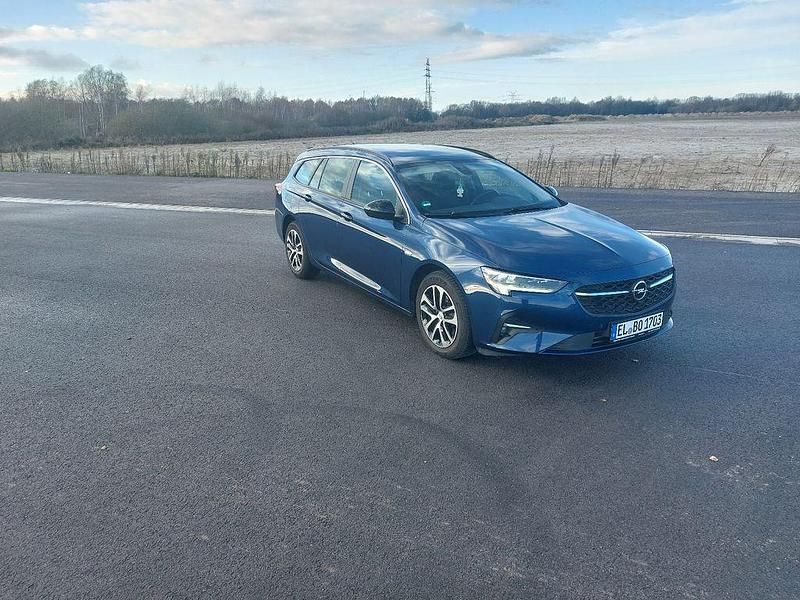 Blau Gebraucht 2020 Opel Insignia Business Limousine | 12.300 € (Fairer Preis) - Bild 1/4