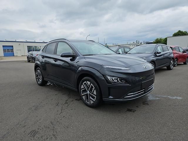 Gebraucht 2023 Hyundai Kona Trend SUV | 27.240 € (Etwas zu teuer) - Bild 1/1