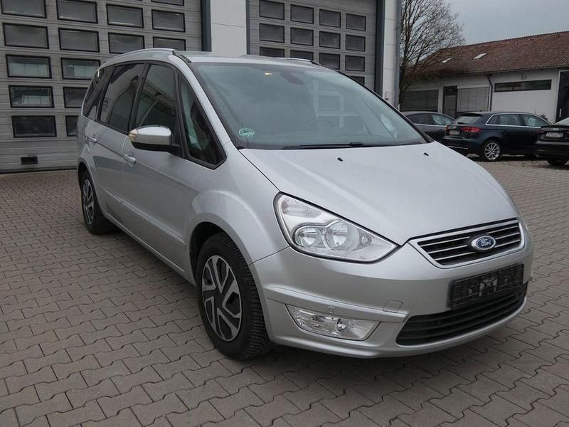 Gebraucht Ford Galaxy Trend 163 PS (119 kW) 2011 Silber Van / Kleinbus