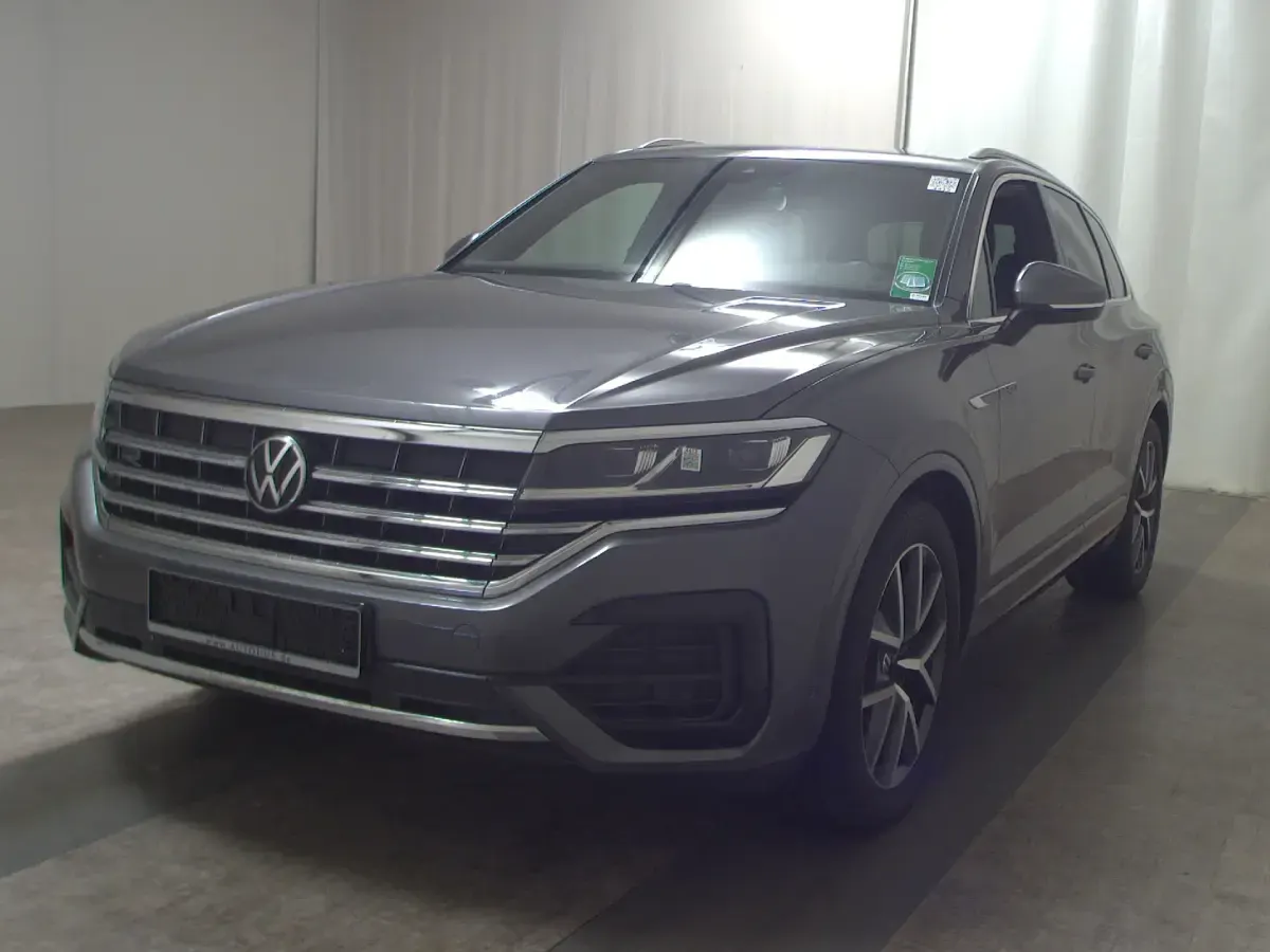Gebraucht VW Touareg R-line 286 PS (210 kW) 2023 Grau SUV