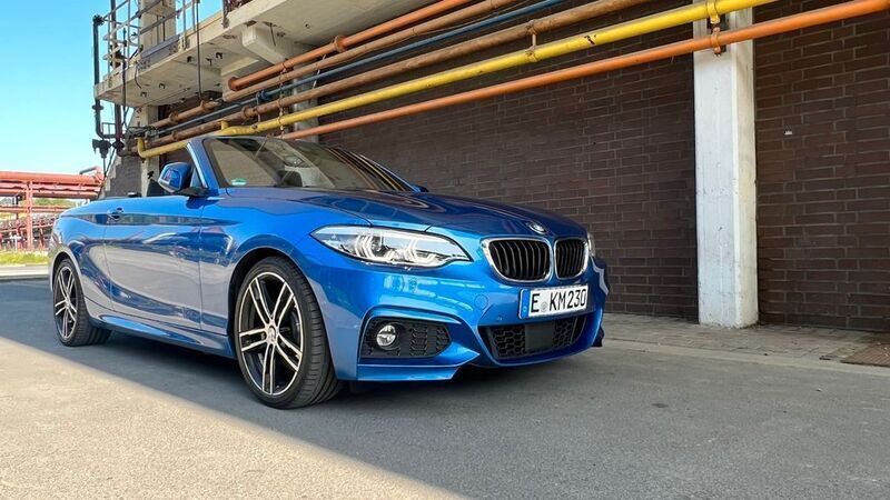 Blau Gebraucht 2017 BMW 230 M Sport Cabrio | 22.150 € (Guter Preis) - Bild 1/4