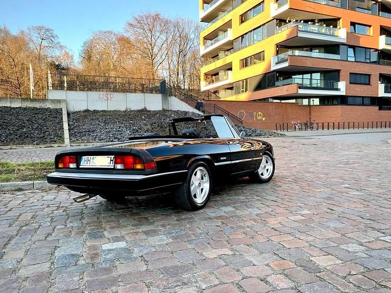 Gebraucht Alfa Romeo Spider 126 PS (92 kW) 1986 Schwarz Cabrio