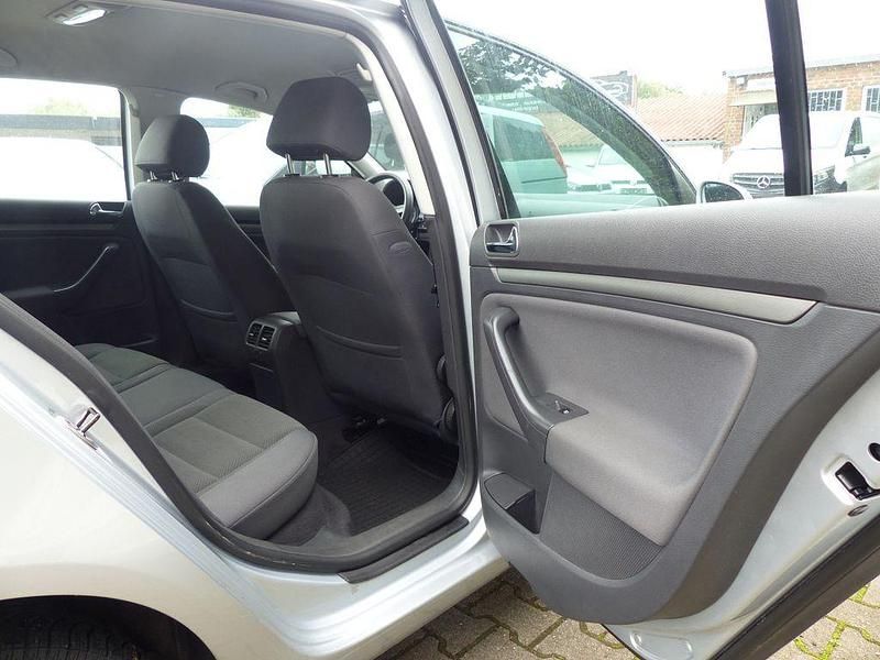 Gebraucht VW Golf IV Comfortline 75 PS (55 kW) 2004 Silber Limousine