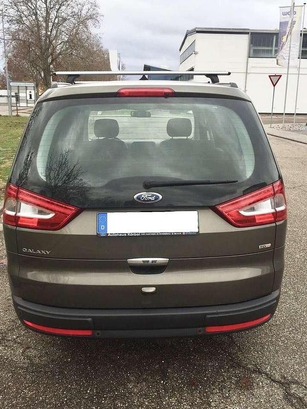 Gebraucht Ford Galaxy Ghia 163 PS (119 kW) 2011 Van / Kleinbus
