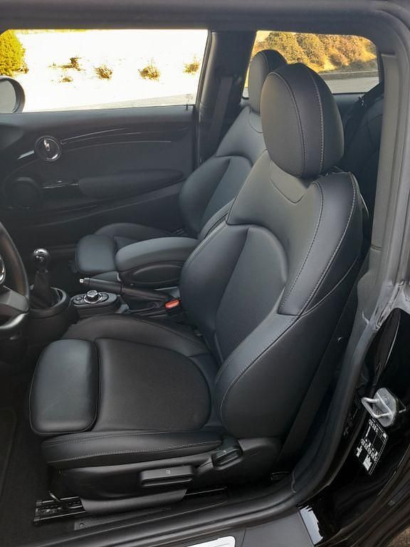 Gebraucht Mini ONE Classic 102 PS (75 kW) 2022 Schwarz Kleinwagen