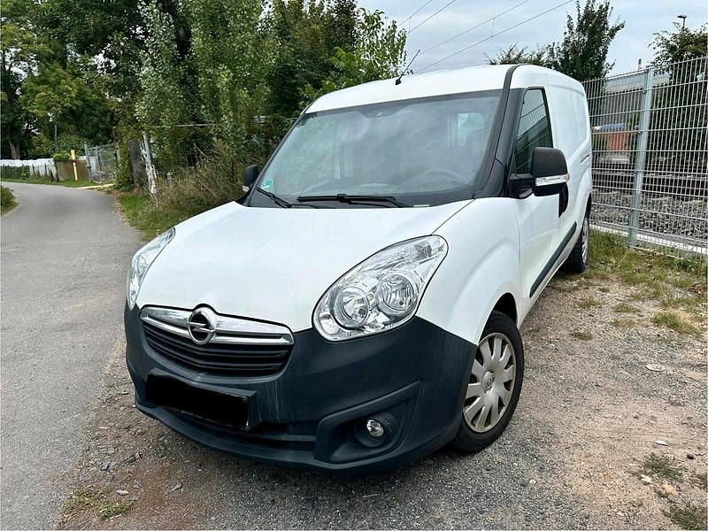 Weiß Gebraucht 2016 Opel Combo Van / Kleinbus | 4.444 € (Superpreis) - Bild 1/4