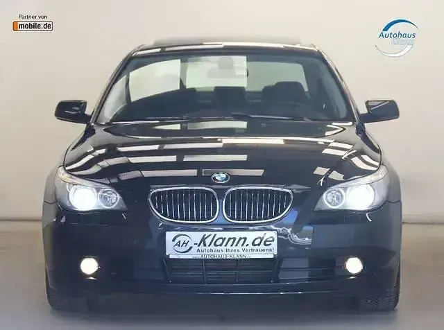 Gebraucht BMW 525 M Sport 177 PS (130 kW) 2007 Schwarz Limousine