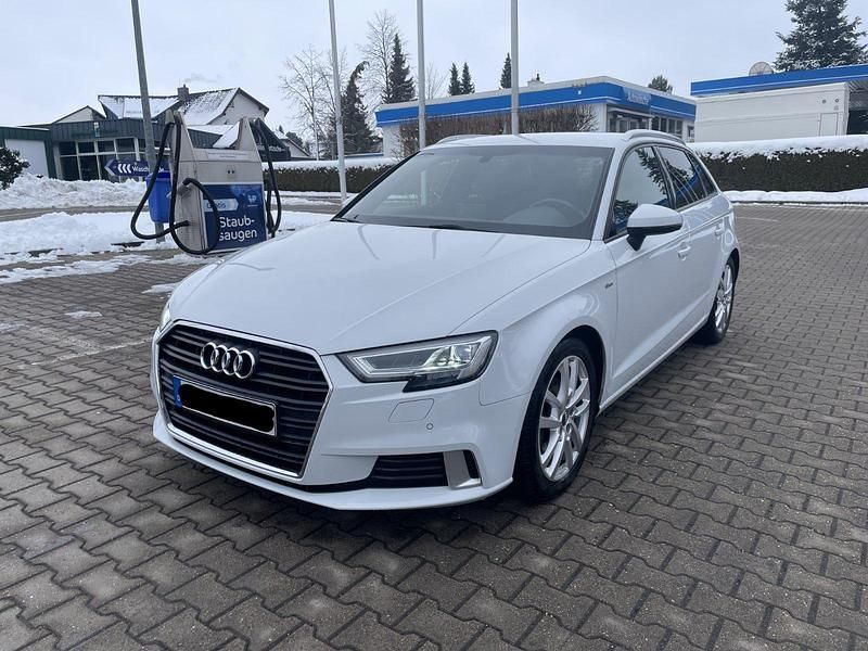 Gebraucht Audi A3 Sport 116 PS (85 kW) 2019 Weiß Kombi