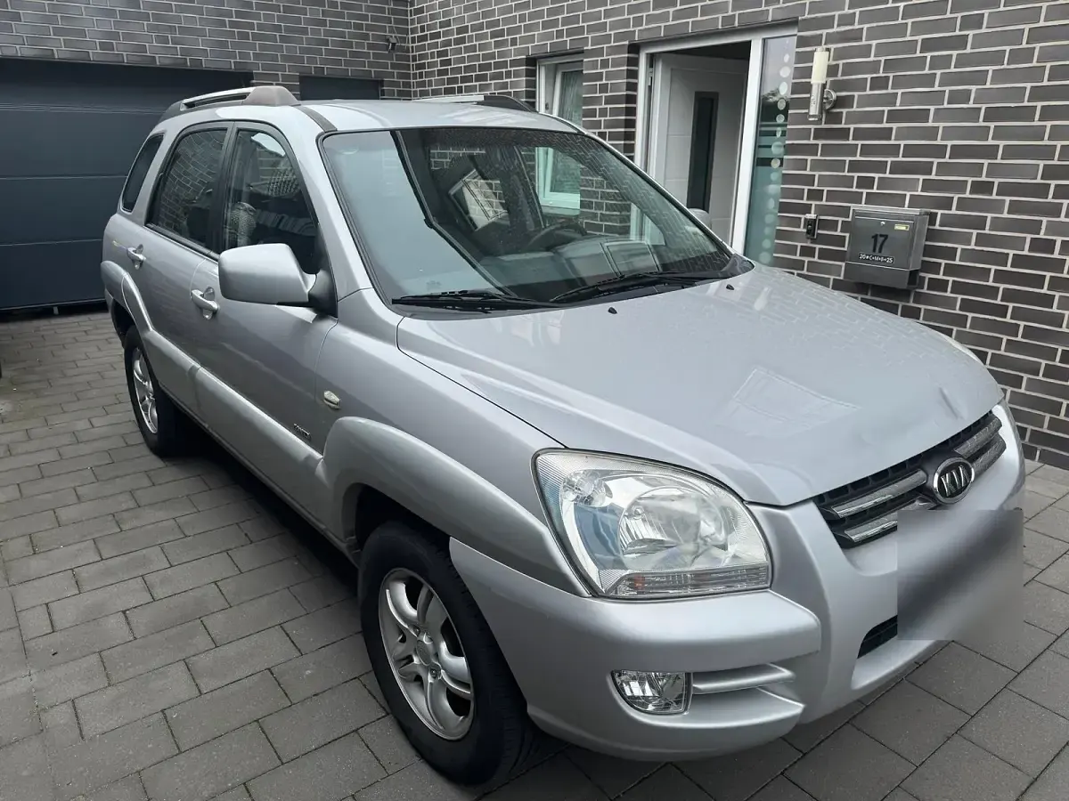 Gebraucht Kia Sportage 113 PS (83 kW) 2005 Silber SUV