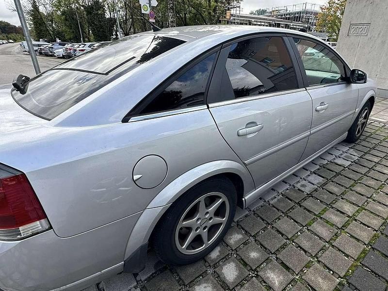 Gebraucht Opel Vectra 147 PS (108 kW) 2003 Silber Limousine
