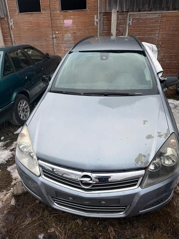 Gebraucht 2008 Opel Astra Kombi | 1.700 € (Guter Preis) - Bild 1/4