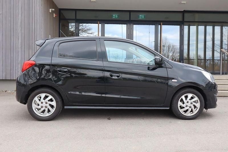 Second-hand Mitsubishi Space Star Edition+ 71 CP (52 kW) 2016 Negru Hatchback