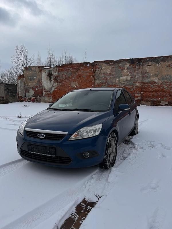 Gebraucht Ford Focus 105 PS (77 kW) 2009 Blau Limousine