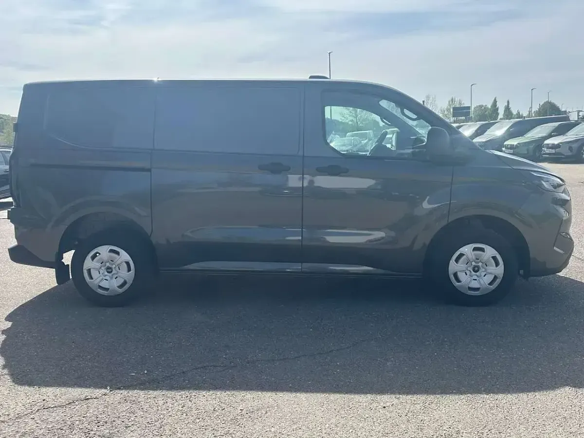 Neu Ford Transit Custom Trend 136 PS (100 kW) 2026 Grau Van / Kleinbus