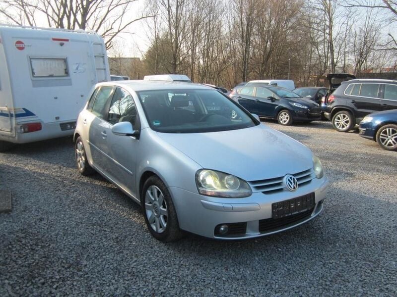 Gebraucht VW Golf IV Sportline 116 PS (85 kW) 2005 Silber Limousine