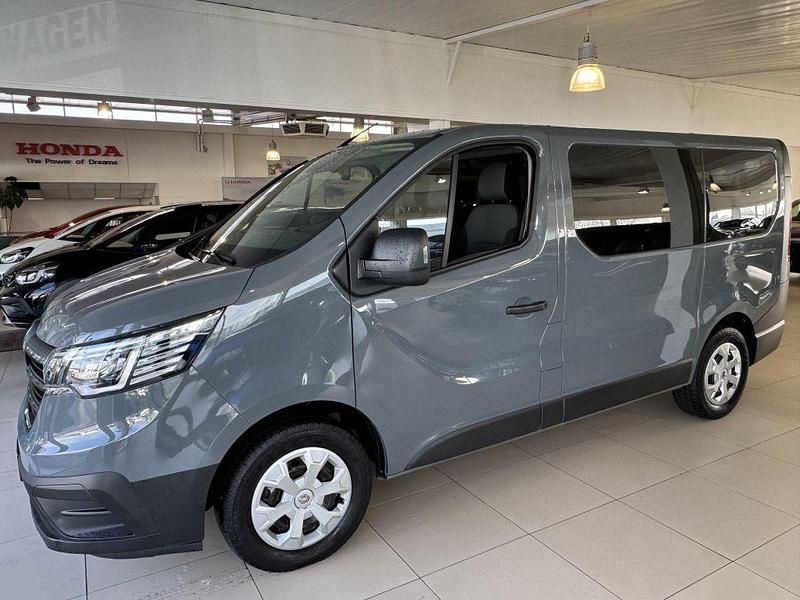 Gebraucht Renault Trafic 110 PS (80 kW) 2022 Grau Van / Kleinbus