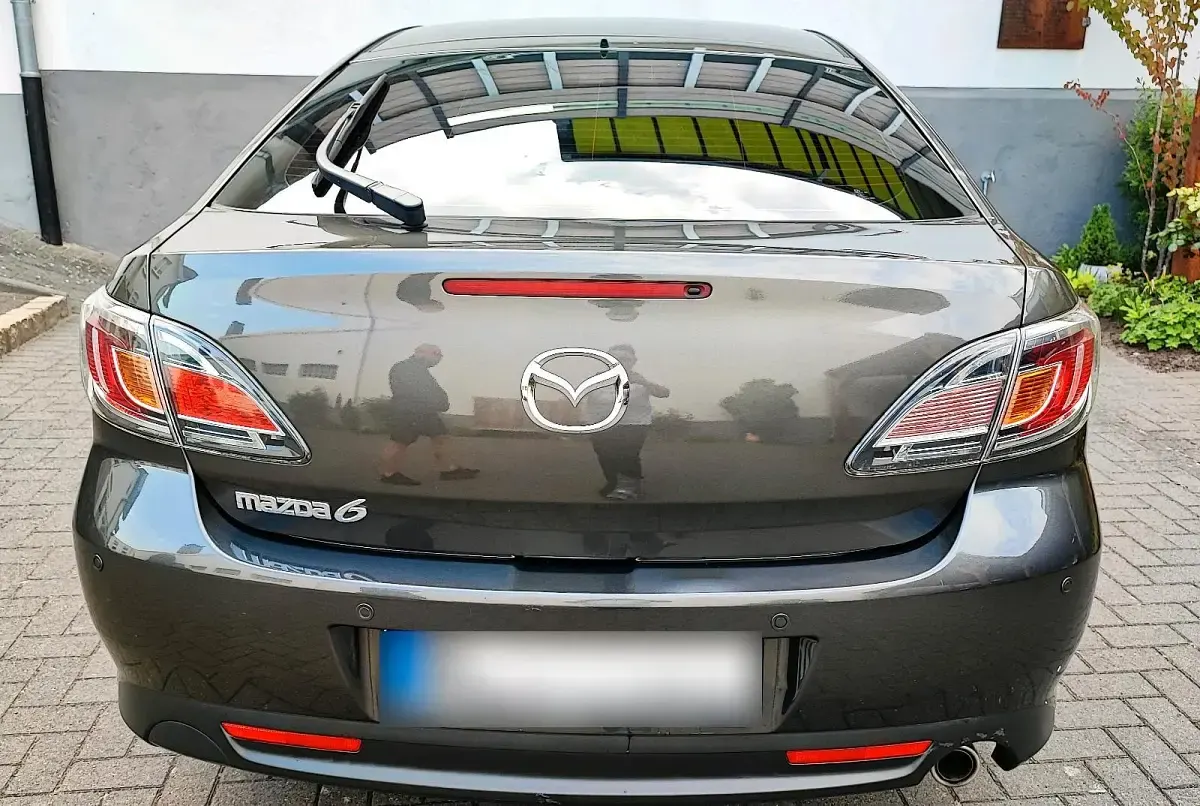Używany Mazda 6 181 KM (133 kW) 2010 Beżowy Sedan/Limuzyna