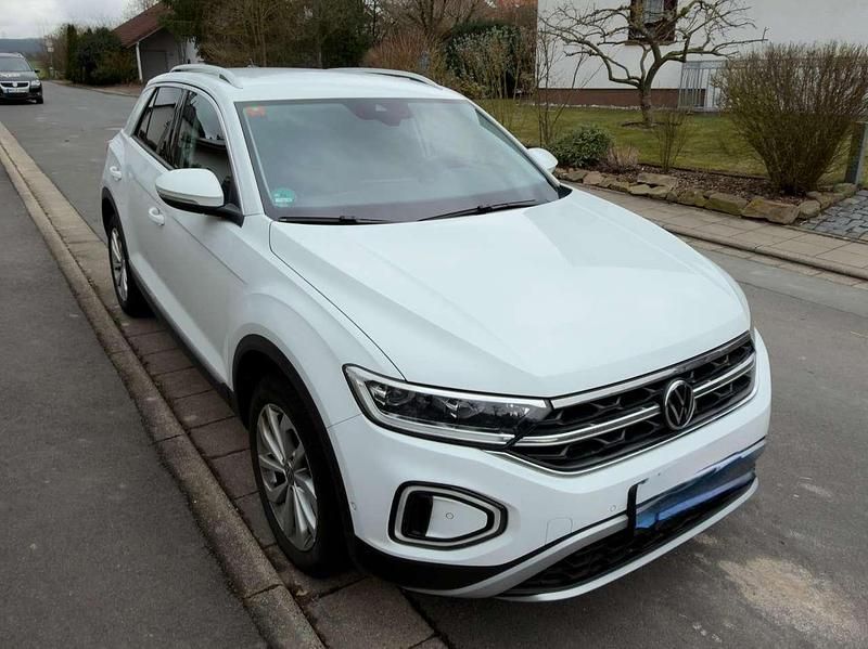 Gebraucht VW T-Roc Move 150 PS (110 kW) 2022 Weiß SUV